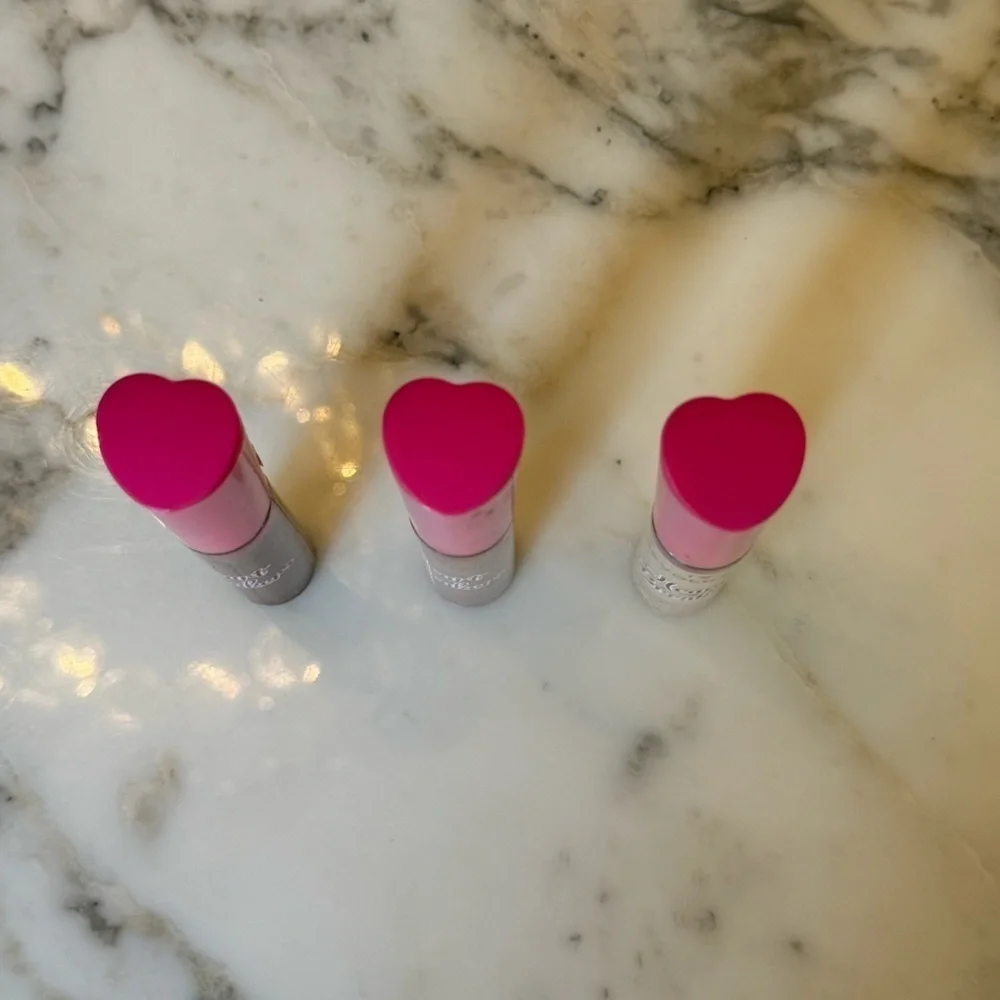 New! Bundle of Three Heart Revolution Concealers Makeup Contour Sealed .4 oz
